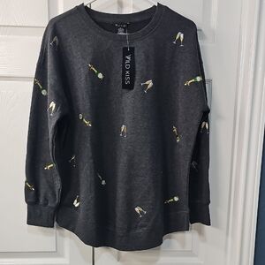 Wild Kiss 1X Women's Champagne Bottle Toast Embroidered Pullover New Grey